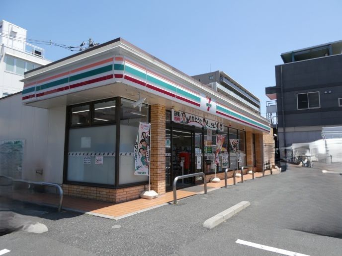 ルイシャトレ川口コンビニ