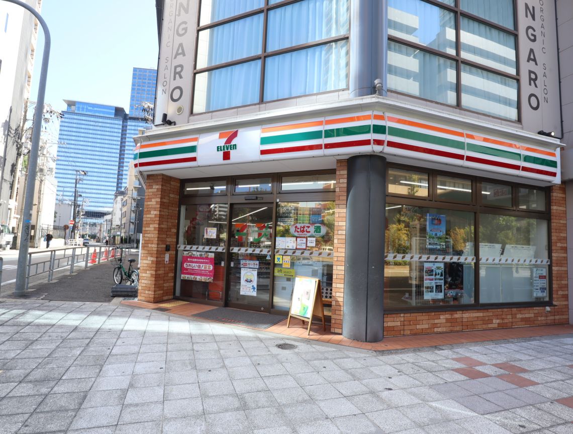グランドメゾン新梅田タワーＴＨＥ　ＣＬＵＢ　ＲＥＳＩＤＥＮＣＥコンビニ