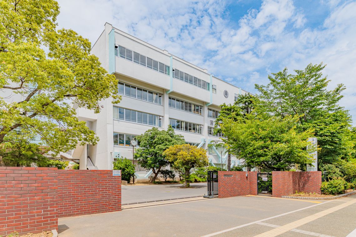 ライオンズステーションプラザ津田沼中学校