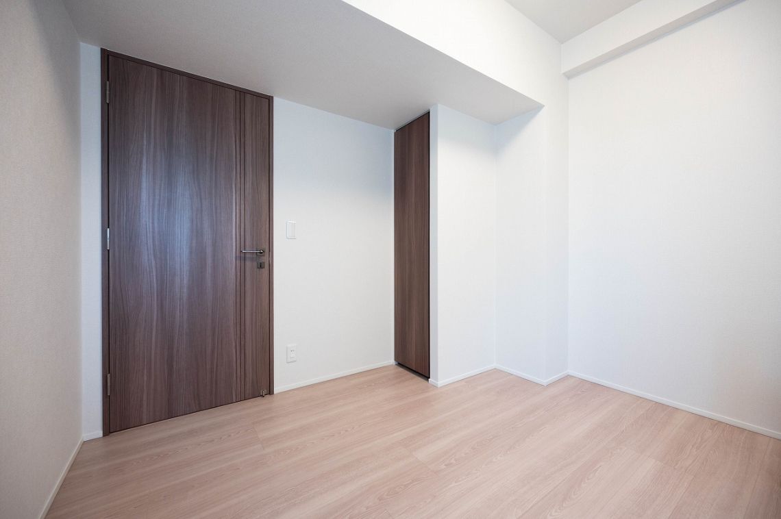 プレミスト三鷹居室