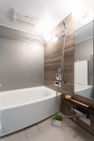 プレサンスロジェ栄パークサウス浴室