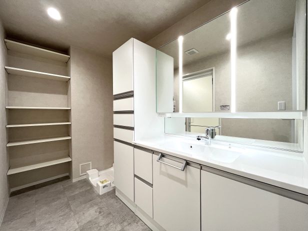 サーパス栗林公園前洗面台・洗面所