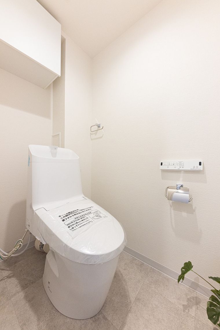 エフユニバーストイレ