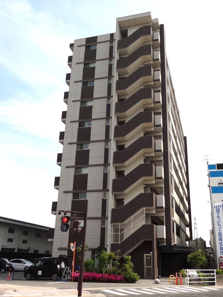 アルファスマート東福原３現地外観写真