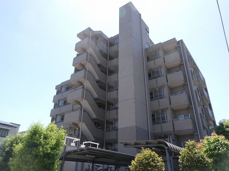 ルイシャトレ川口現地外観写真