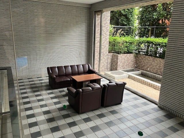 ライオンズシティ調布ロビー