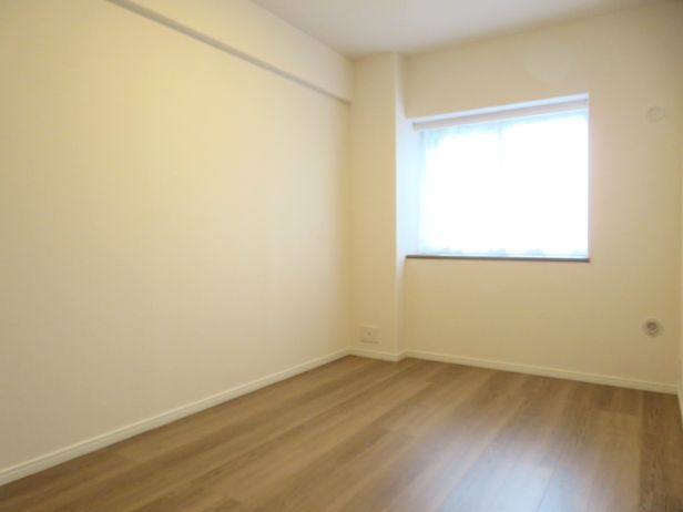 サーパス南大通居室