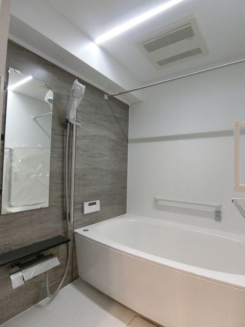 ライオンズマンション高岡中島町浴室