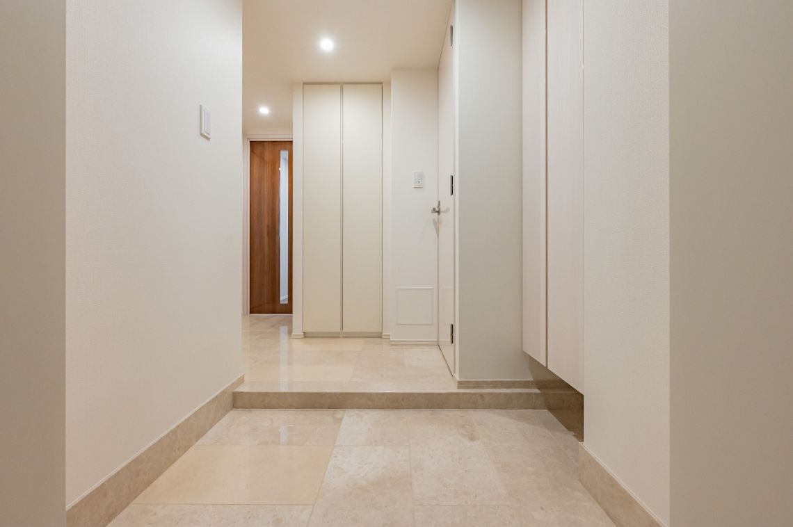 ザ・グランツ代々木参宮橋玄関