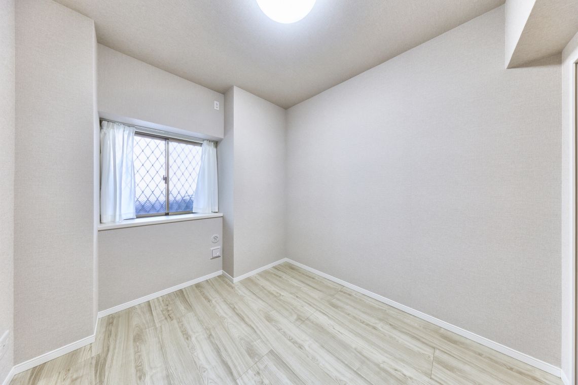 ロイヤルアーク藤崎居室