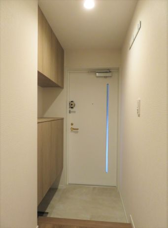 キャピタルプラザ上の橋玄関