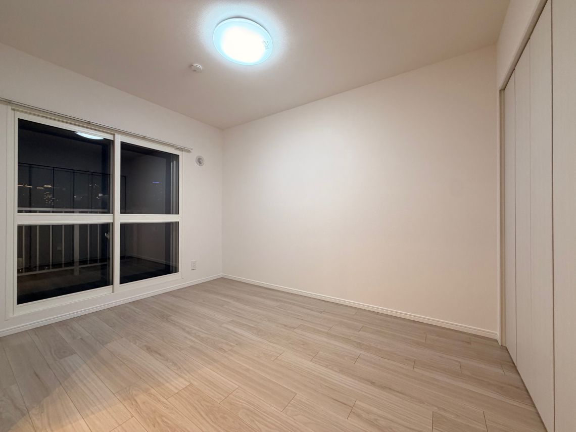 ロピア東区役所前居室