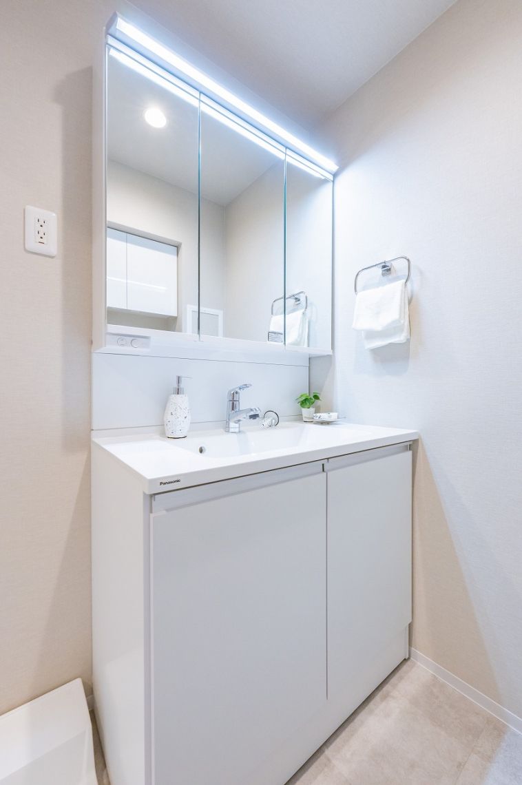 ライオンズマンション浦和常盤洗面台・洗面所