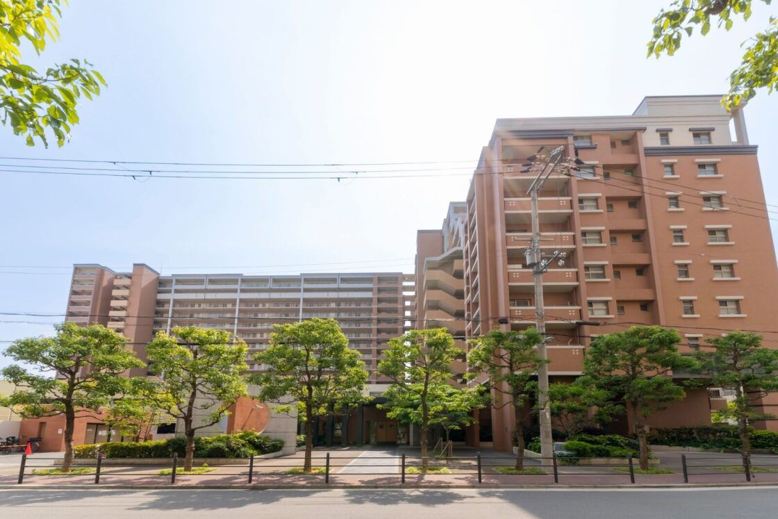 ライオンズガーデン城東現地外観写真