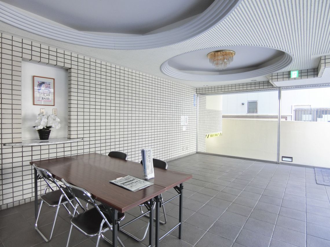 ライオンズマンション祇園エントランス