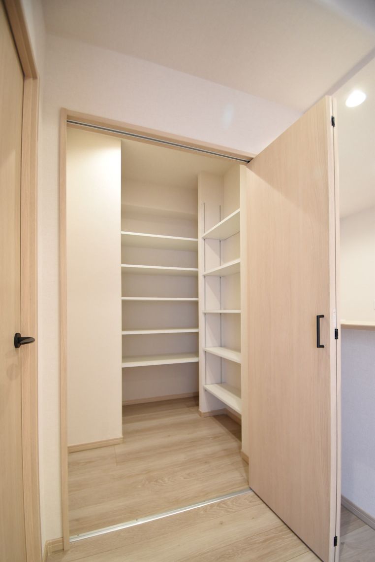 サーパスシティ新屋敷一番館エントランス