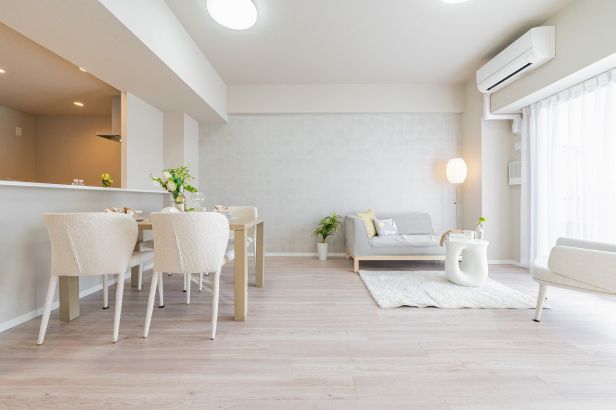 レイディアントシティ向ヶ丘遊園イタリア街区リビング