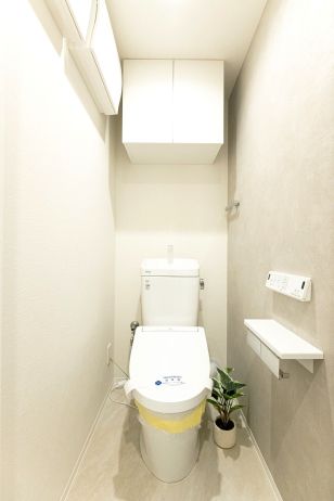 ローレルコート三条堀川トイレ