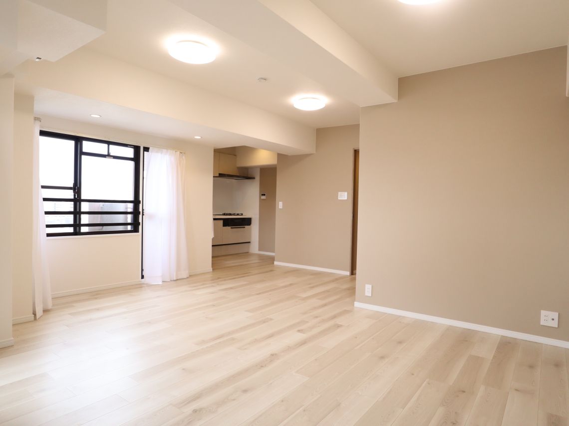 ハイネス今福東公園一番館リビング