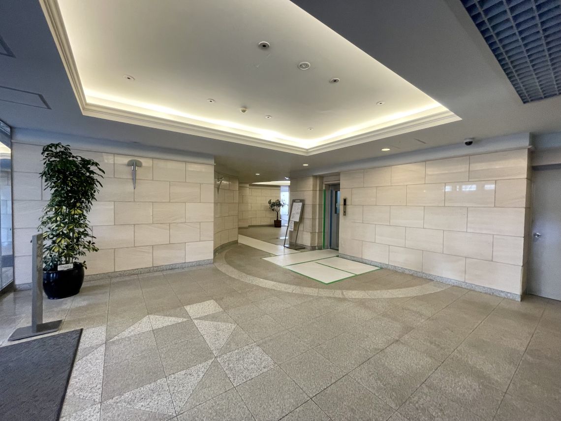 ビラカーサ四谷四丁目エントランス