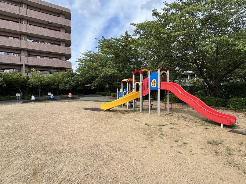 ライオンズガーデン千里丘その他現地