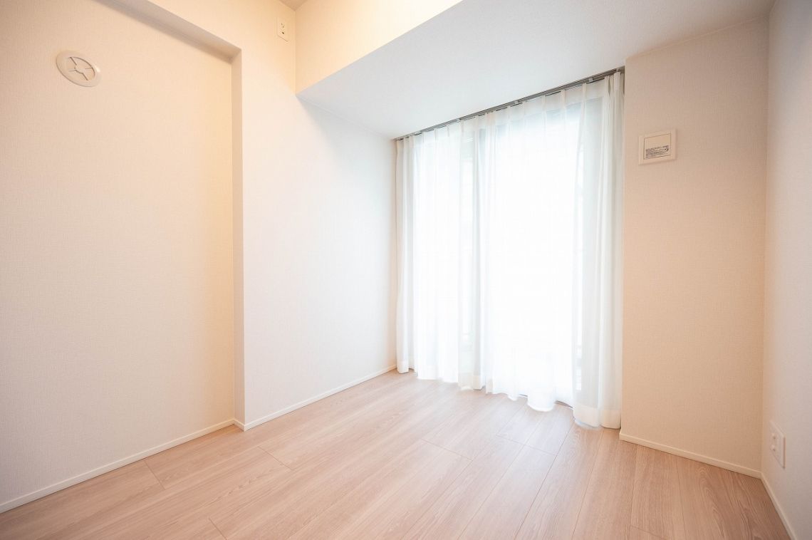 プレミスト三鷹居室