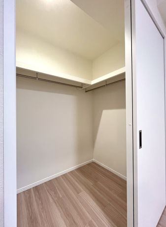 サーパス栗林公園前収納