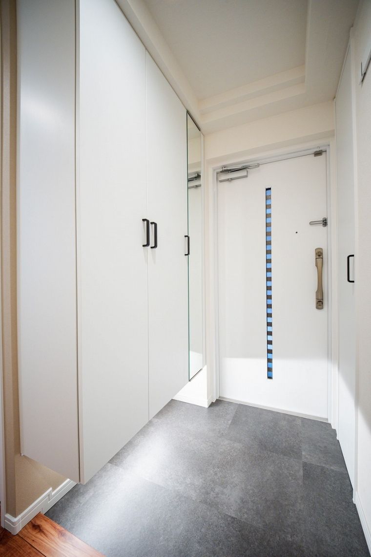 アンビエント西院ダイヤモンドイースト玄関