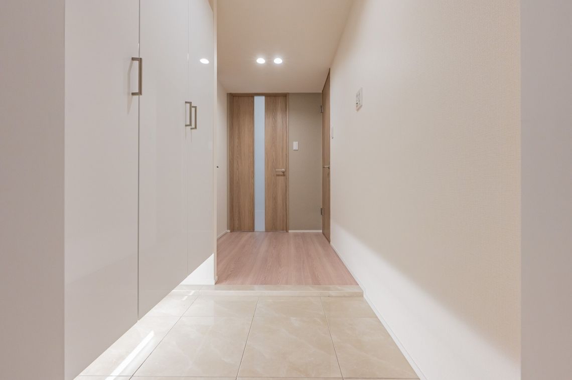 ジェイパーク目黒２リバーサイドステージ玄関