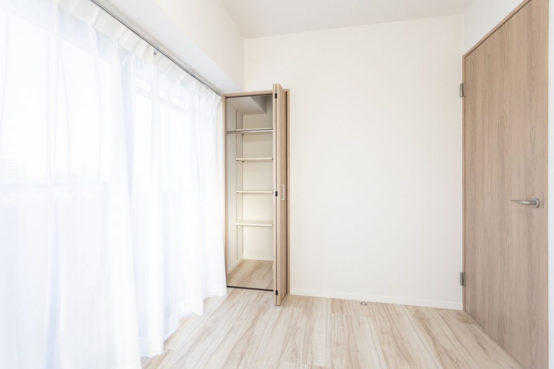 ライオンズマンション上中野居室