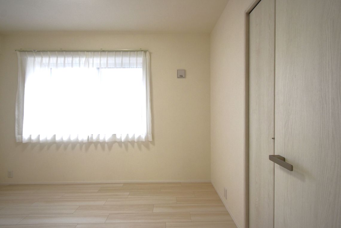 ライオンズマンション表参道居室