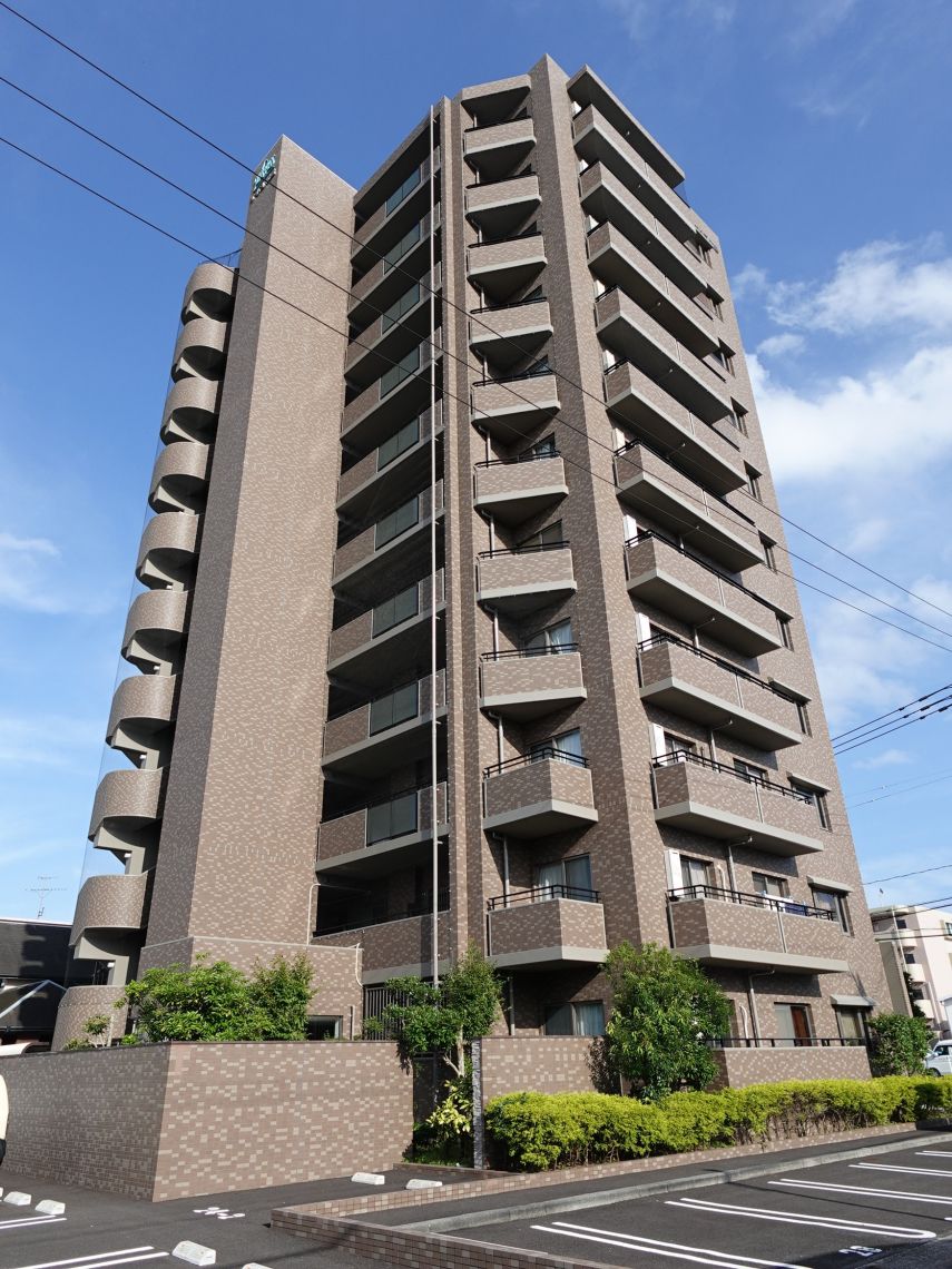 サーパス霧島現地外観写真
