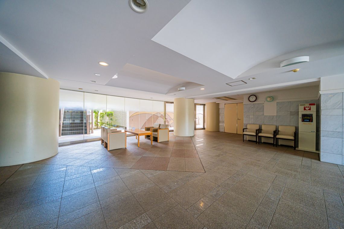 ライオンズステージ西国分寺ロビー